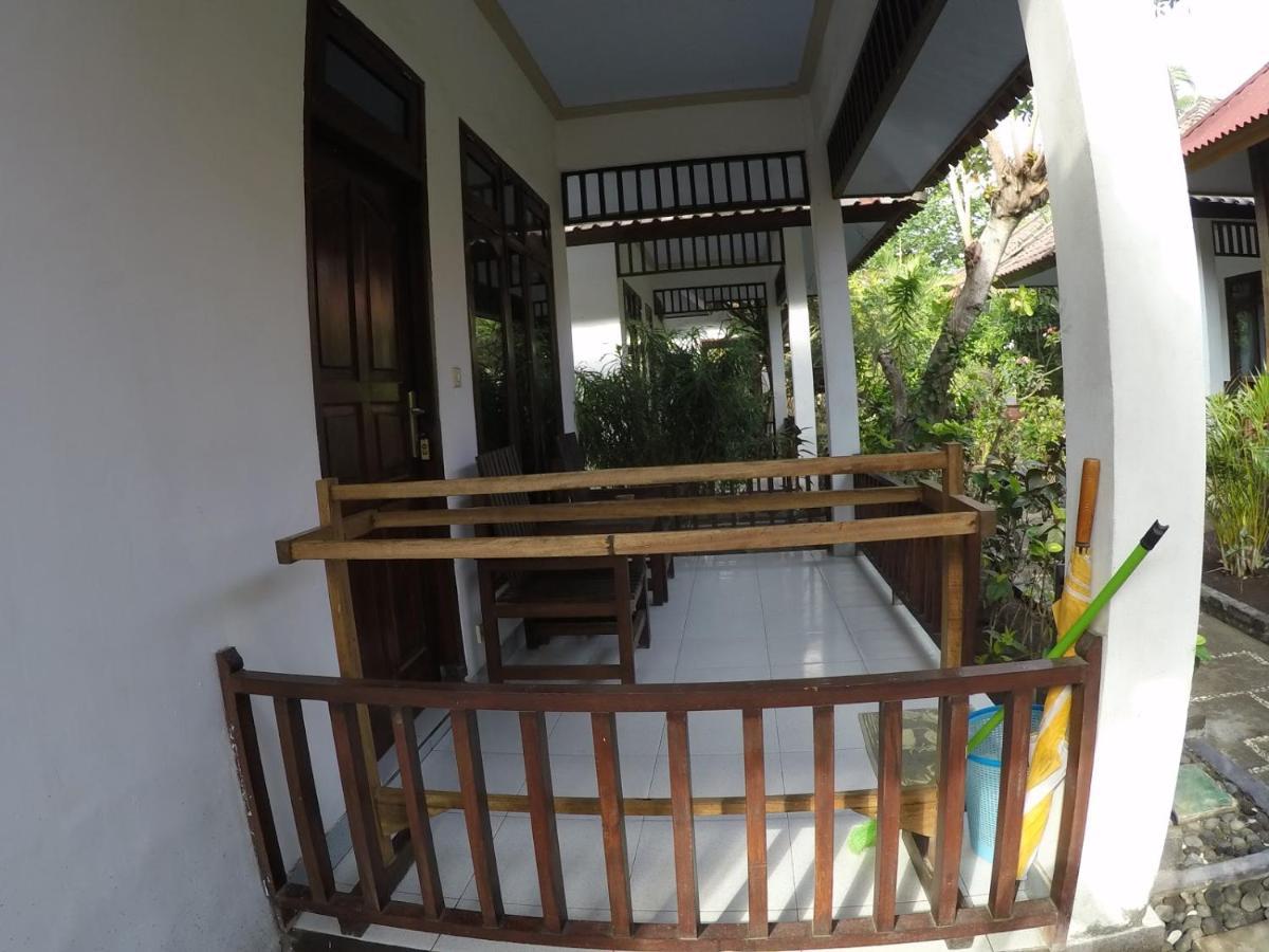 Gili Smile Bungalow Gili Trawangan Buitenkant foto